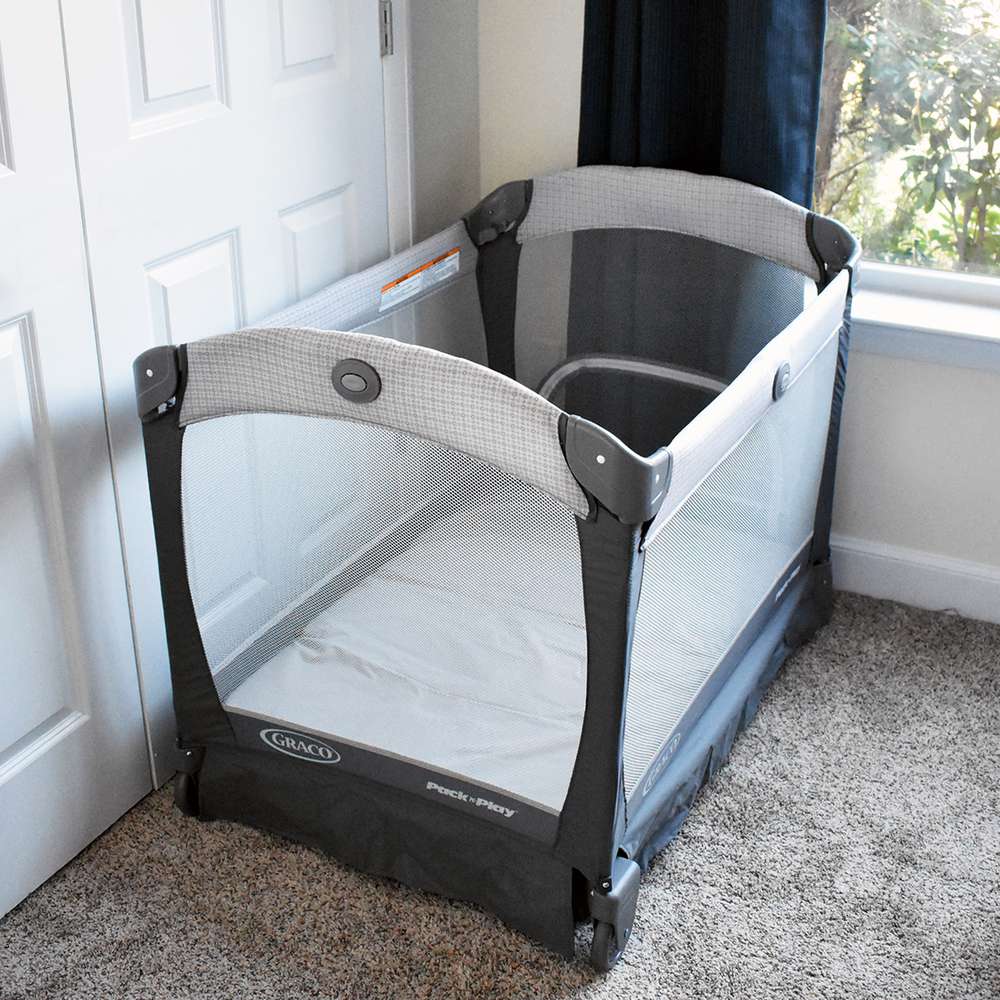 Graco Pack 'n Play Cuddle Cove Playard