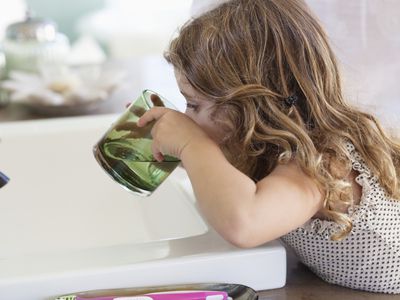 How much water should kids drink