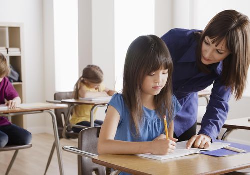 女学生和老师