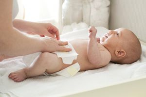 妈妈的尿布婴儿尿布