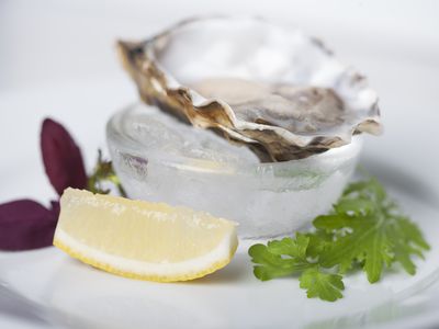 Oysters with a slice of lemon, a fertility super food