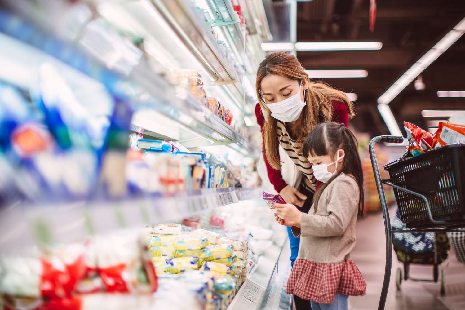 Mom and child grocery store