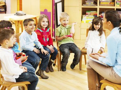 kids in school story time