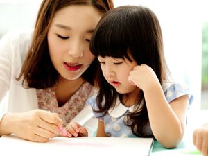 孩子像专业人士一样学习绘画