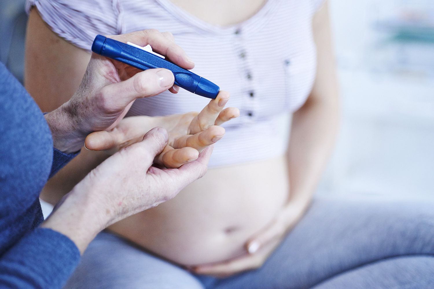 Test For Diabetes, checking Glucose Levels, Pregnant Woman