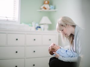 母乳喂养与青少年母亲
